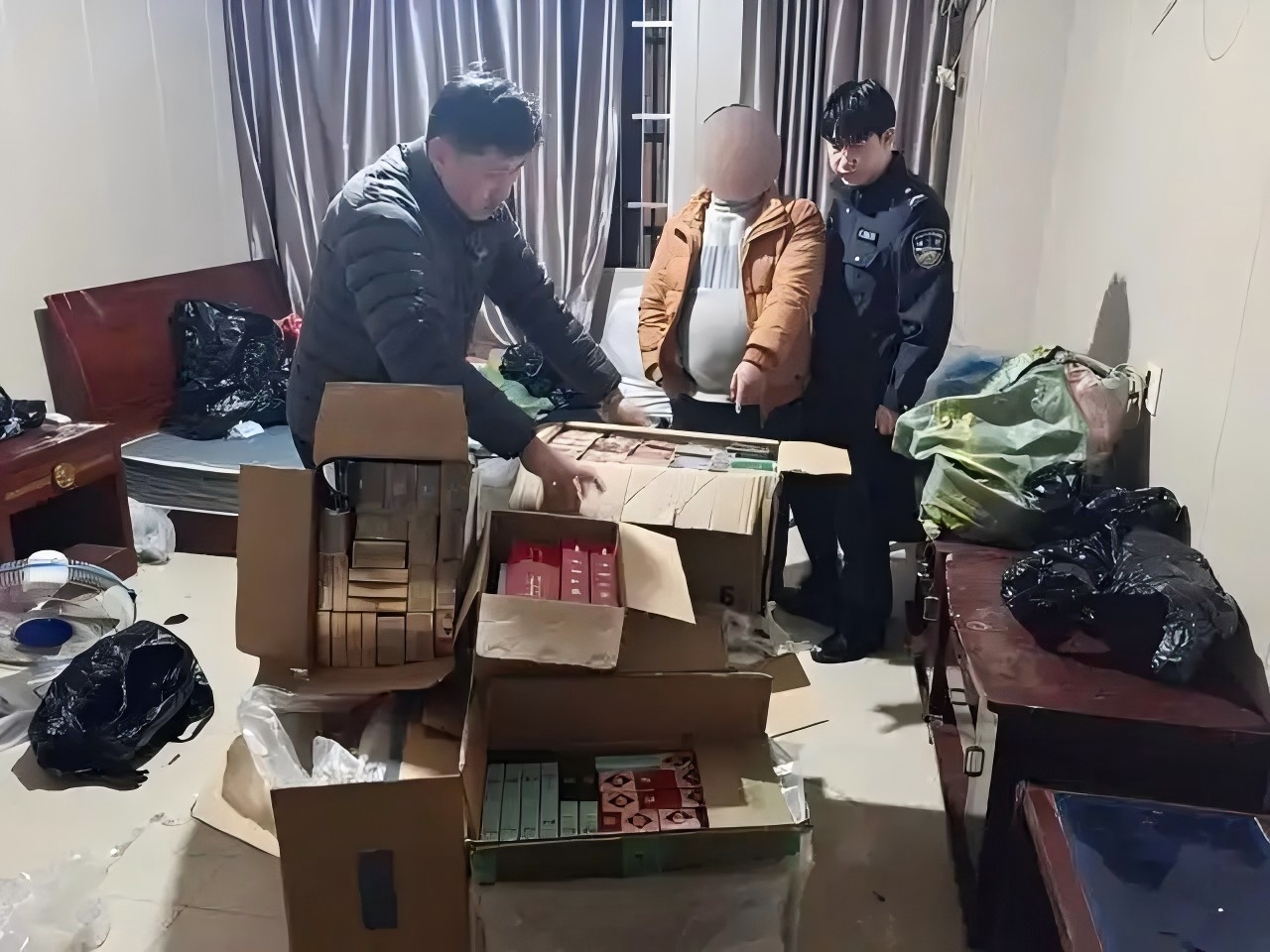 涉案价值50余万元！湖州公安打掉一贩卖假烟团伙